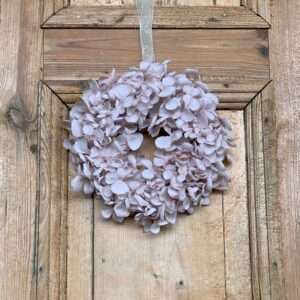 Wianek na drzwi z hortensji pudrowy róż 25 cm