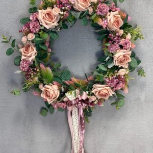 Wianek na drzwi z róż 40-45 cm nr W055