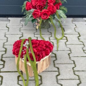 Zestaw nagrobny serce czerwone róże nr 789
