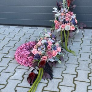 Komplet nagrobny kwiatowy wianek z magnolią i kalią nr 839