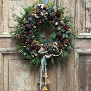 Wianek susz naturalny rdzawe dzwonki 45 cm pomarańcze nr B355