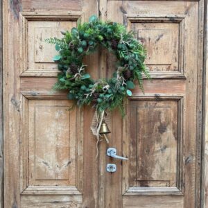 Wianek zimowy 48 cm zielony nr B380