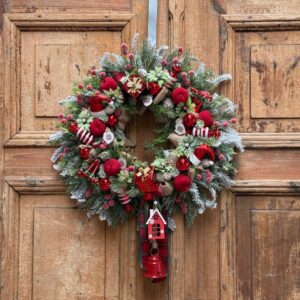 Wianek świąteczny 48 cm czerwony prezenty nr B430